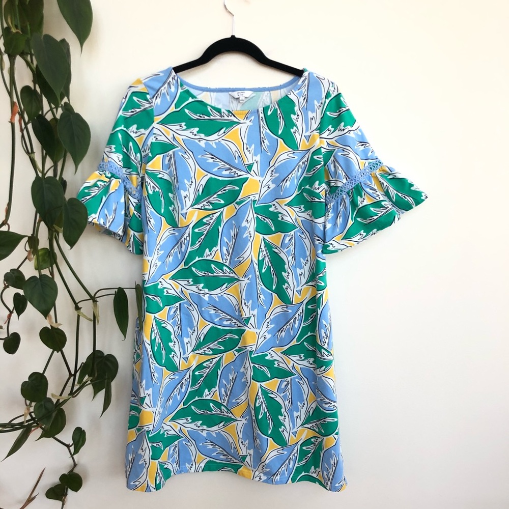 Crown & Ivy Dress SZ. Small